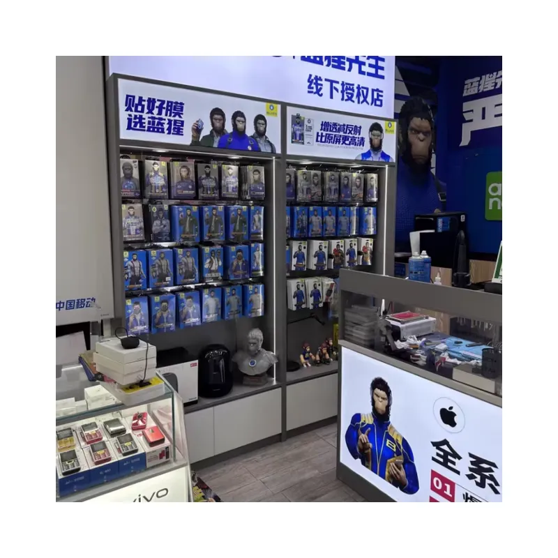 Tech Accessories Kiosk - Özel Modern Aksesuarlar Yumuşak LED Ekranlı