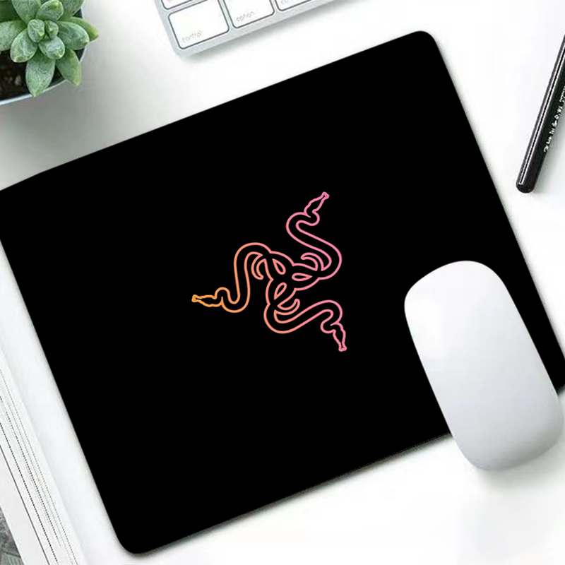 Razer Lüks Mouse Pad Anime Oyu - Tech Accessories For Office Desk incelemesi ve fiyatı